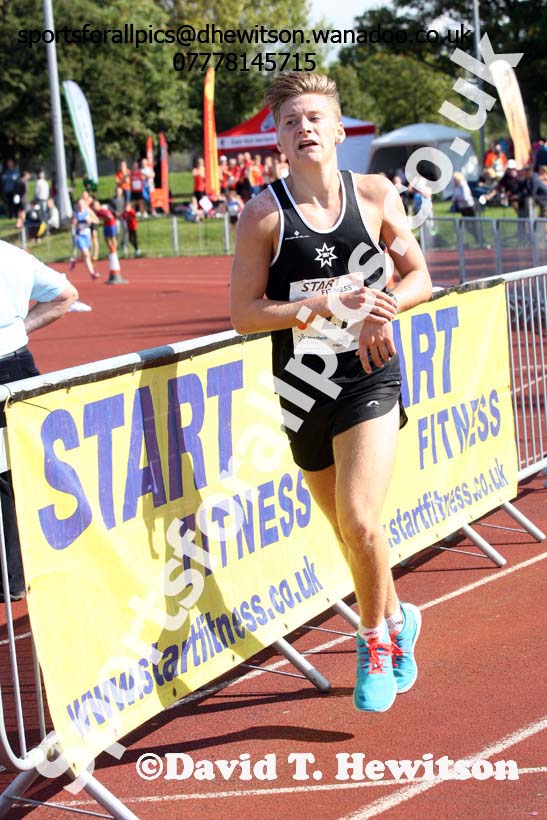 Mens under-17s, Northern Road Relays, Blackpool. Photo: David T. Hewitson/Sports for All Pics